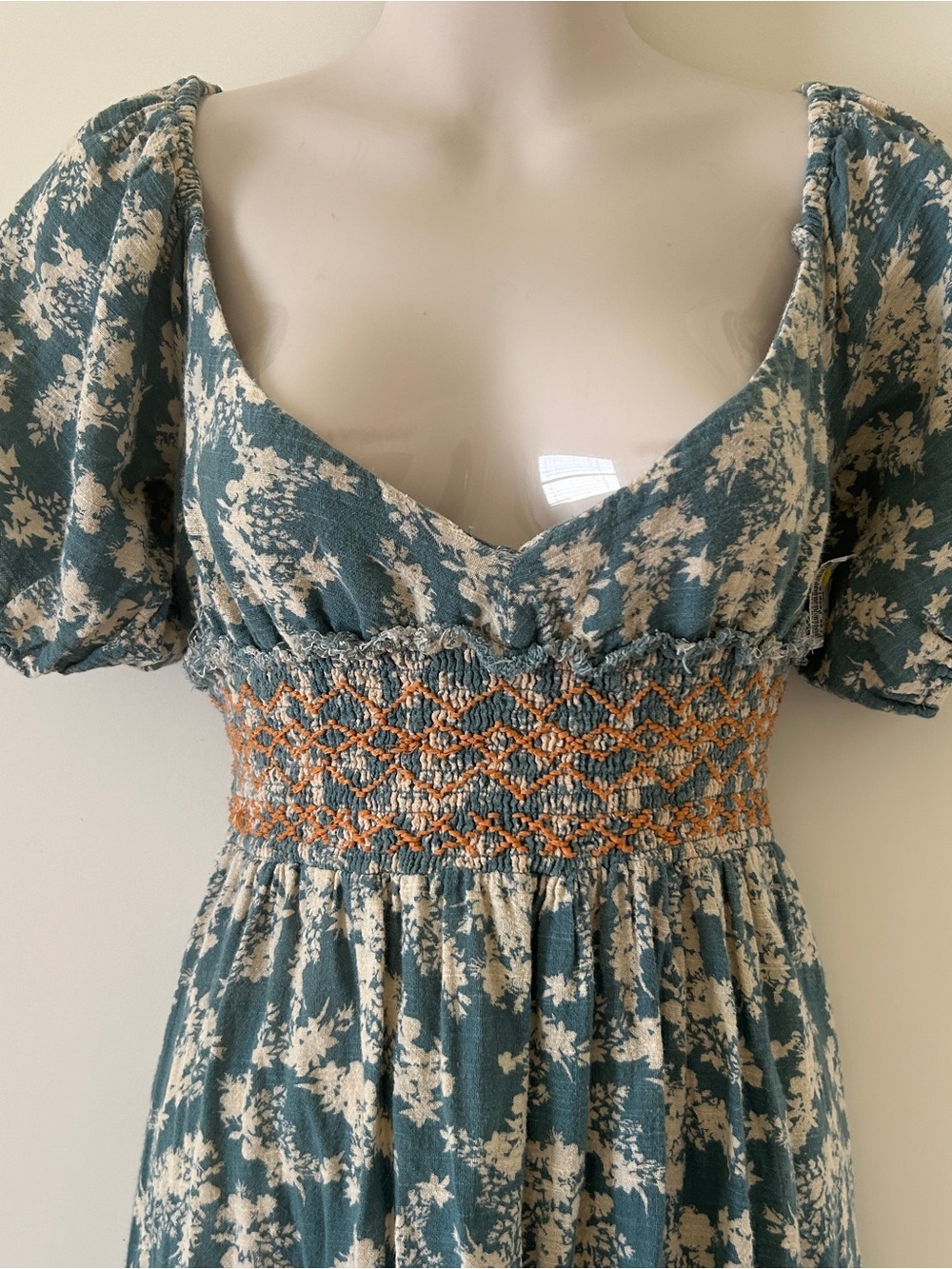 FREE PEOPLE "Ellie" Teal/Cream Floral Boho Puff Sleeve Dress, Size S,  W/Defect - Picture 2 of 9